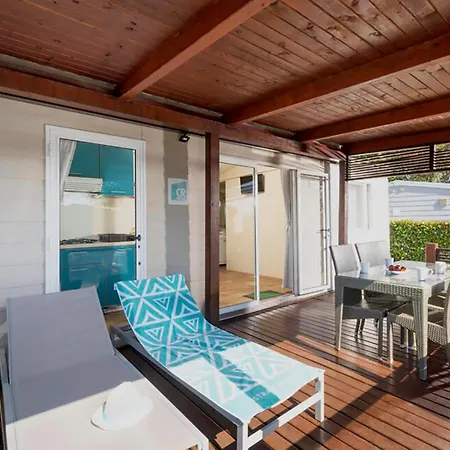 Camping 2 Bedroom Gorgeous Stacaravan In Umag 4*