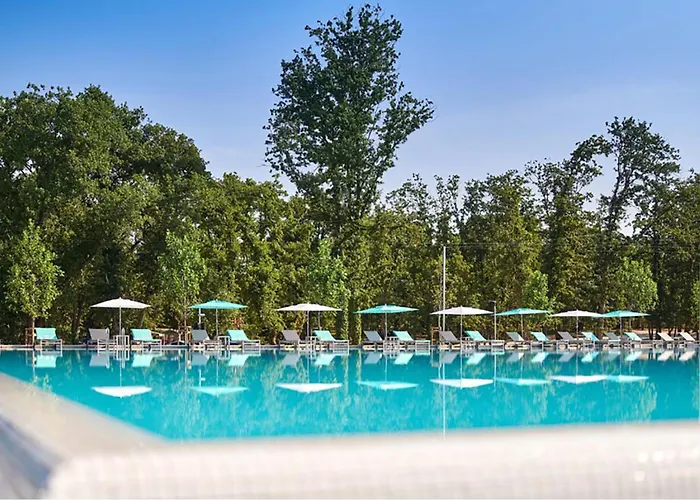Amazing Stacaravan In With Swimming Pool Camping 4*
